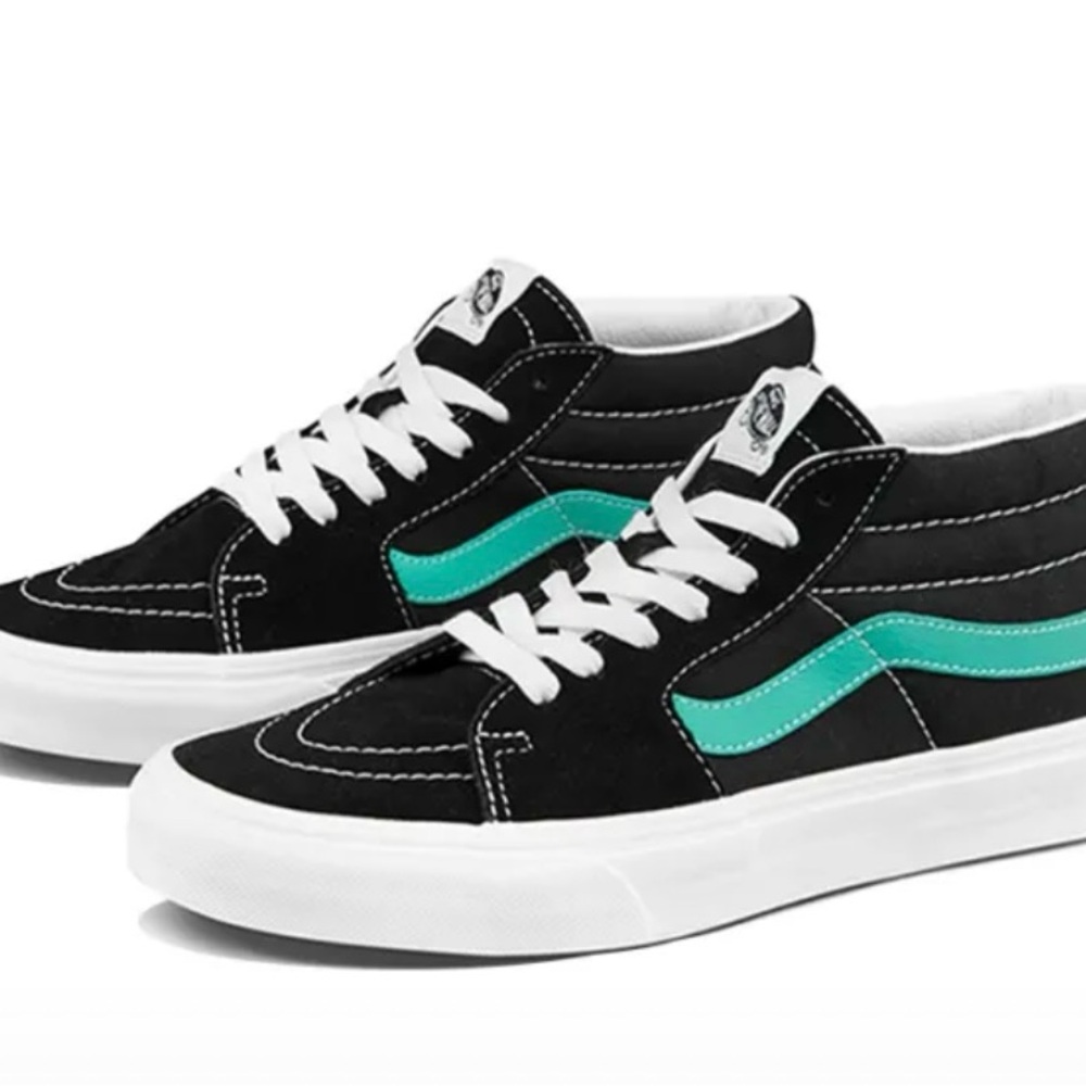 Vans unisex mid size 6
